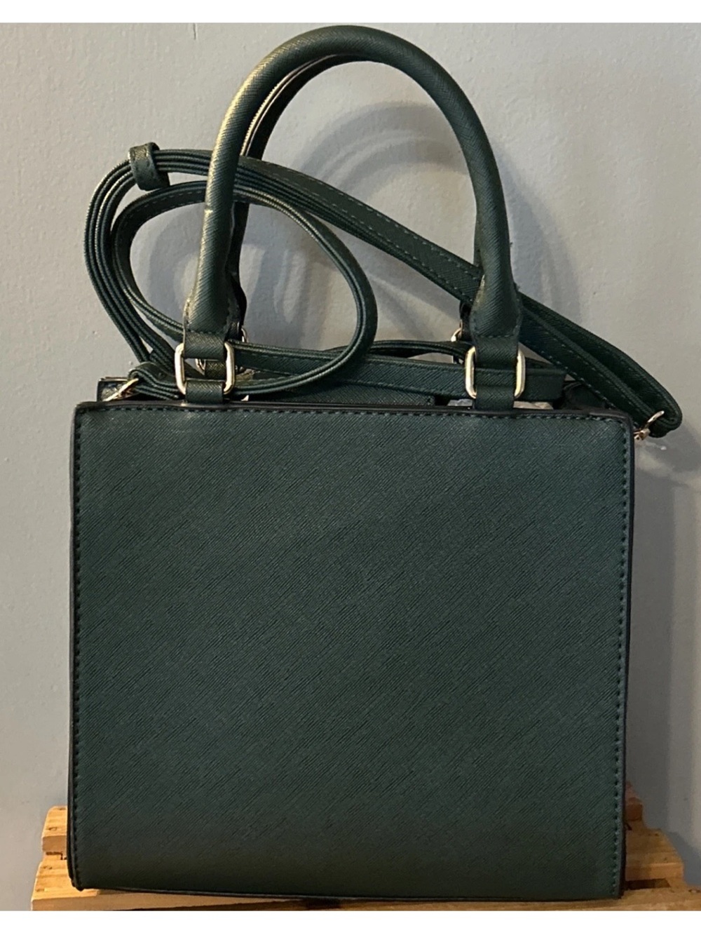 Badgley Mischka Green Structured Satchel with Gold Hardware - Picture 4 of 10